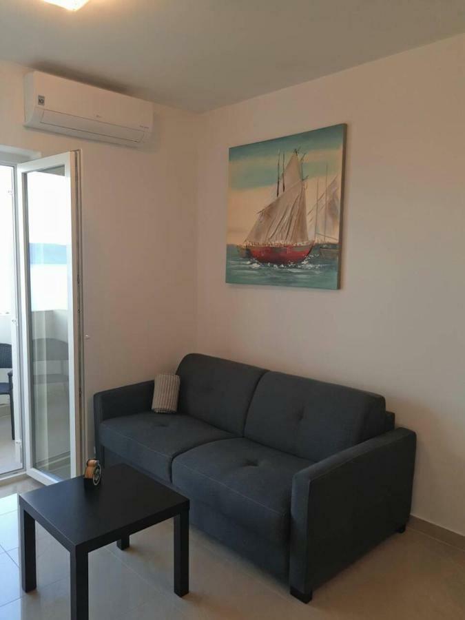 Studio Apartment Novi Vinodolski Exterior photo